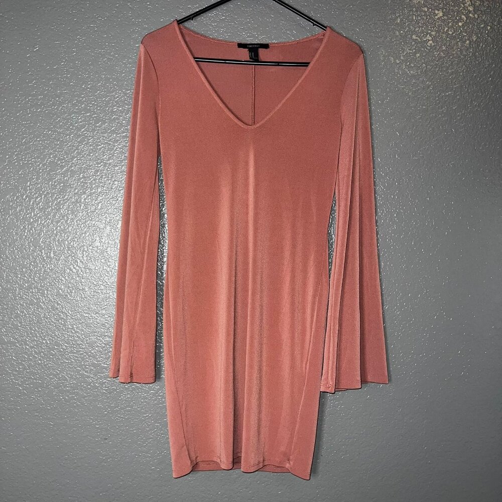 Forever 21 Women’s Long Sleeve Bodycon Mini Dress Size M Pink Mauve Stretchy V-N